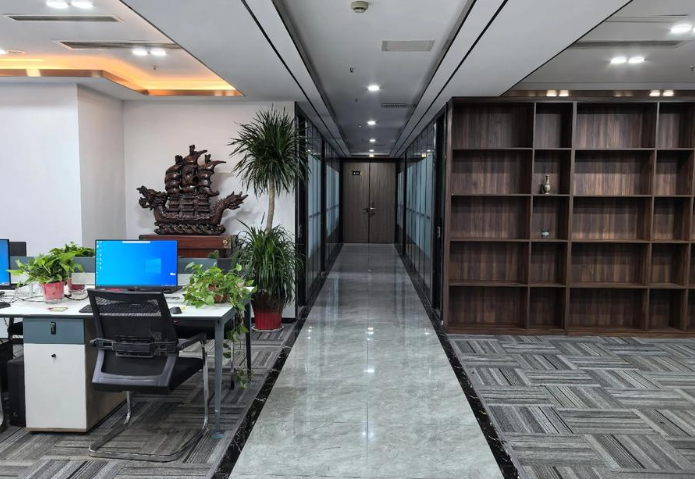 全屋实木家具定制常见误区与板材含水率管控要点解析